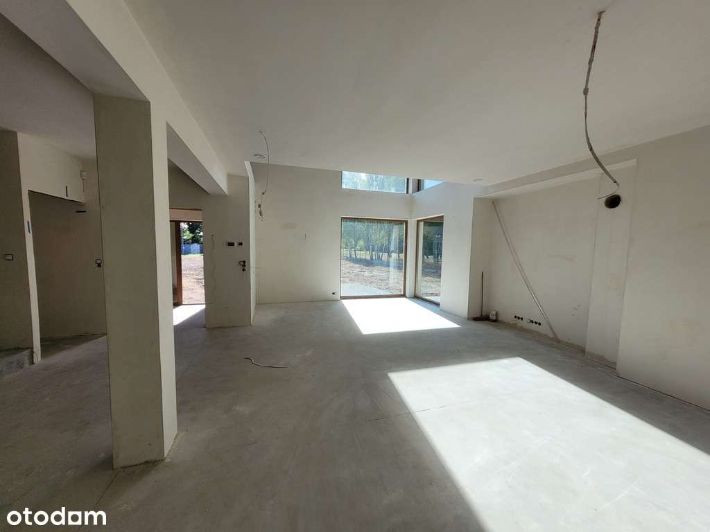 Nowoczesna Elegancja i Przestrzeń: Dom "Riwiera 3"-7