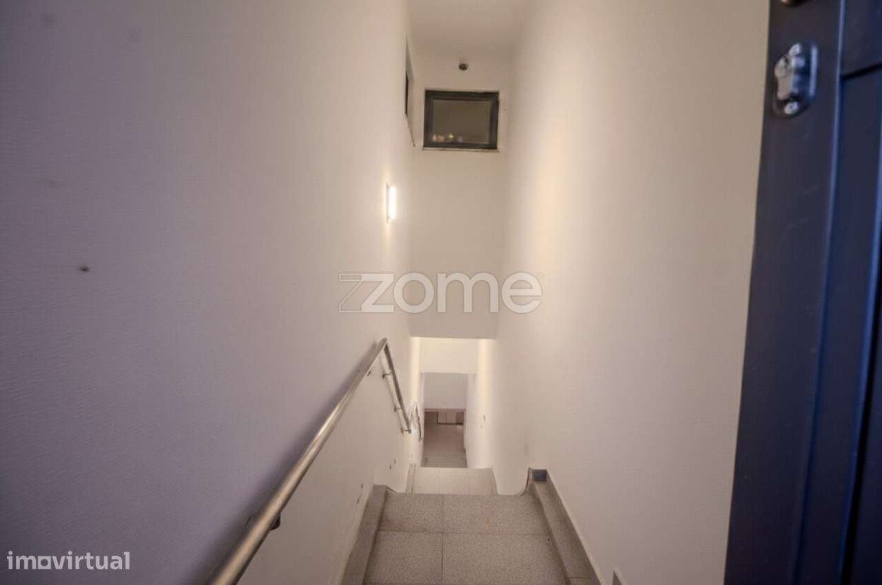 Moradia T4 Piscina e Vista Rio na Encosta do Douro-39