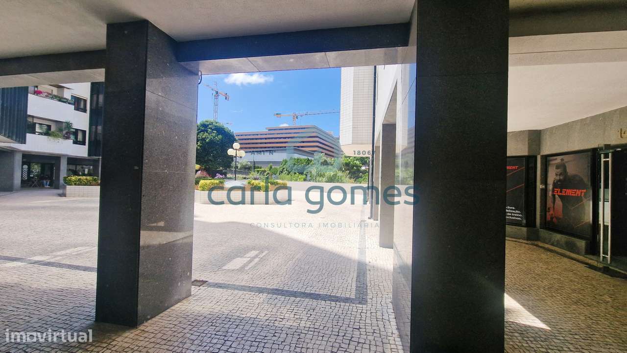 APARTAMENTO T3 C/ 2 SUITES L. GARAGEM ELEVADOR | MAFAMUDE, V. N. GAIA-29