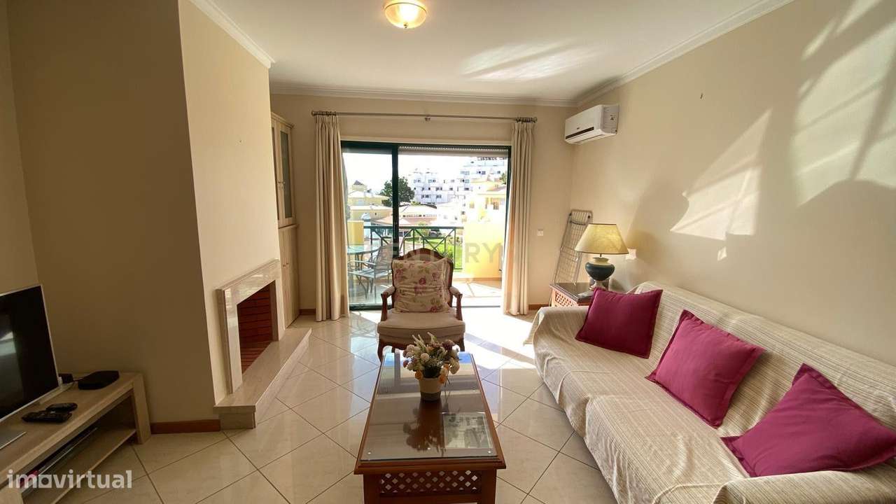 Arrendamento: Apartamento com 2 Quartos, Piscina e Garagem – Perto da - Grande imagem: 4/27