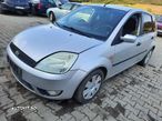 Dezmembrez Ford Fiesta 1.4rdci - 3