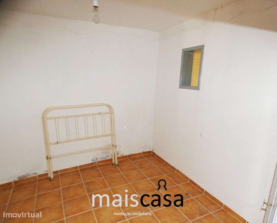 Moradia T1 para Recuperar !-10