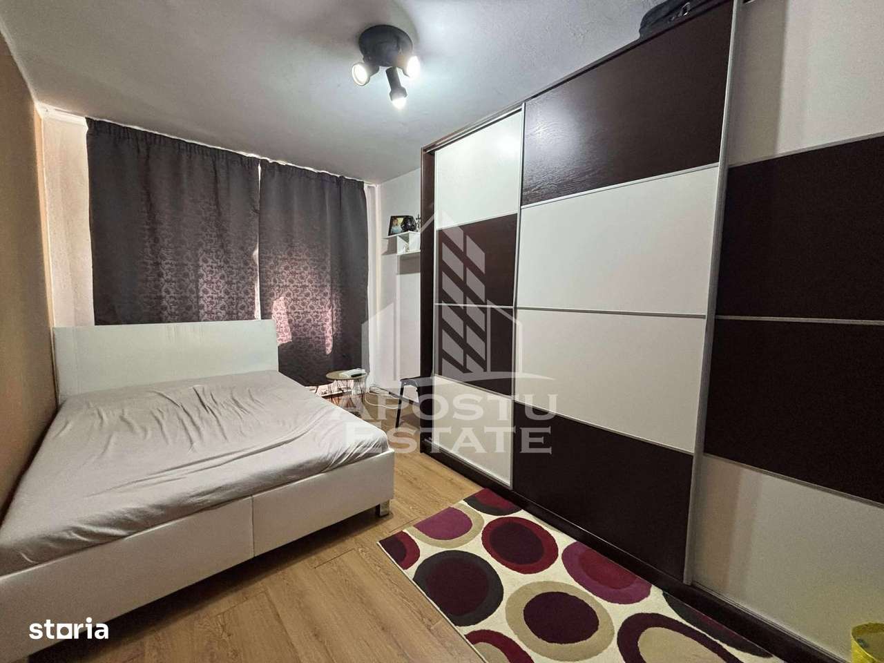 Apartament cu 3 camere, centrala proprie, zona Dambovita - Imagine principală: 4/8