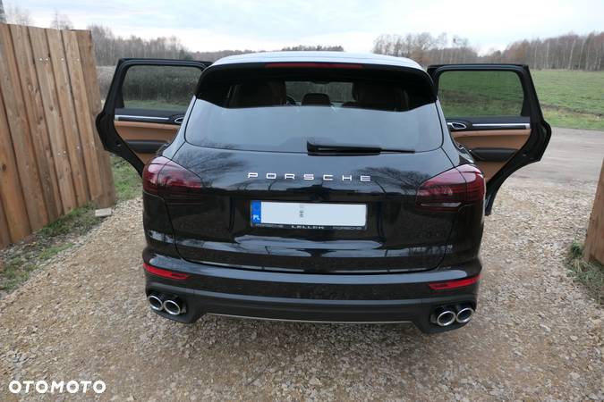 Porsche Cayenne Diesel Platinum Edition - 5