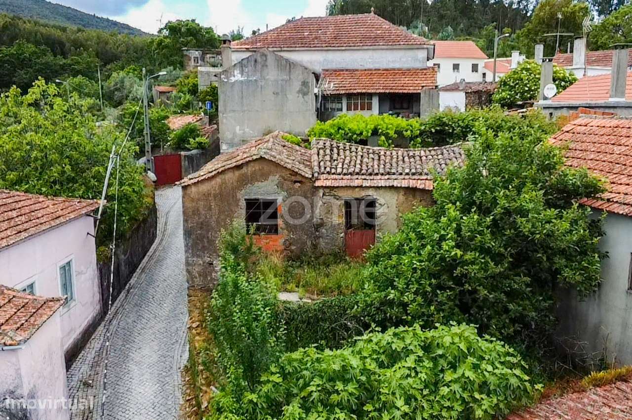 Moradia T2 | Castanheira de Pêra - Grande imagem: 4/24