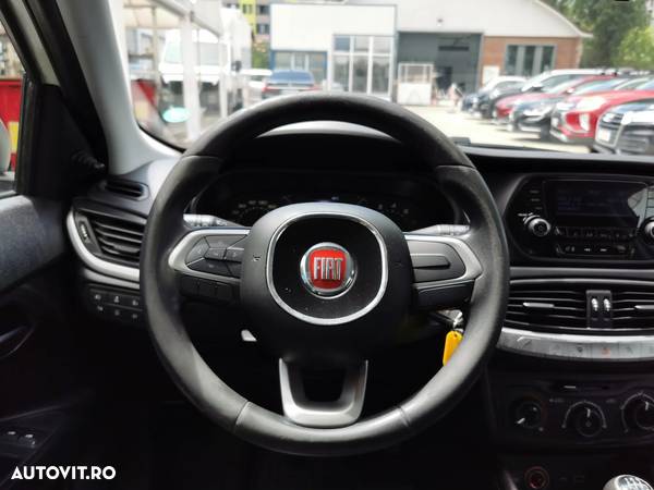 Fiat Tipo 1.4 Easy - 15