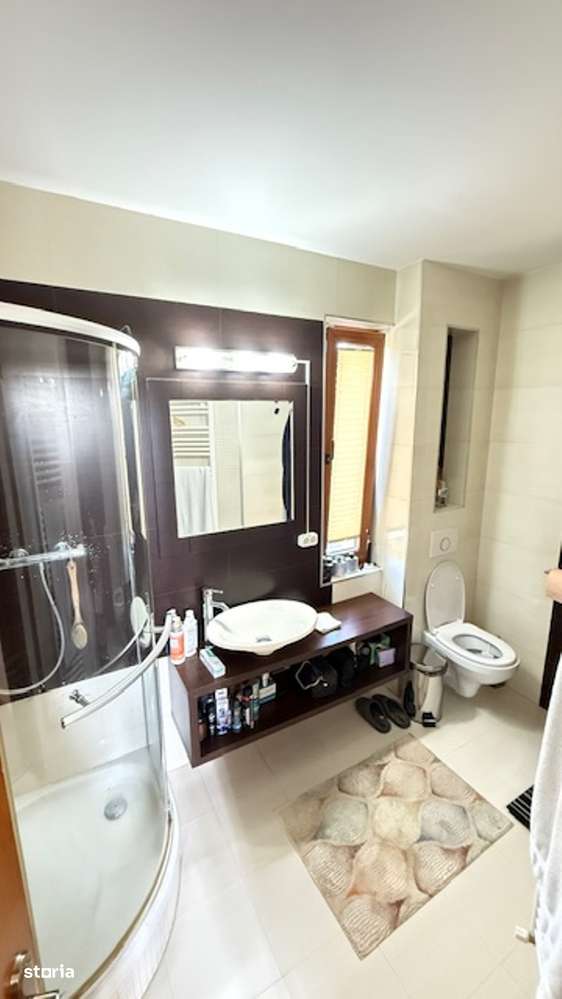 VILA P+E (2008) superba cu piscina si barbeque! - Imagine principală: 5/16