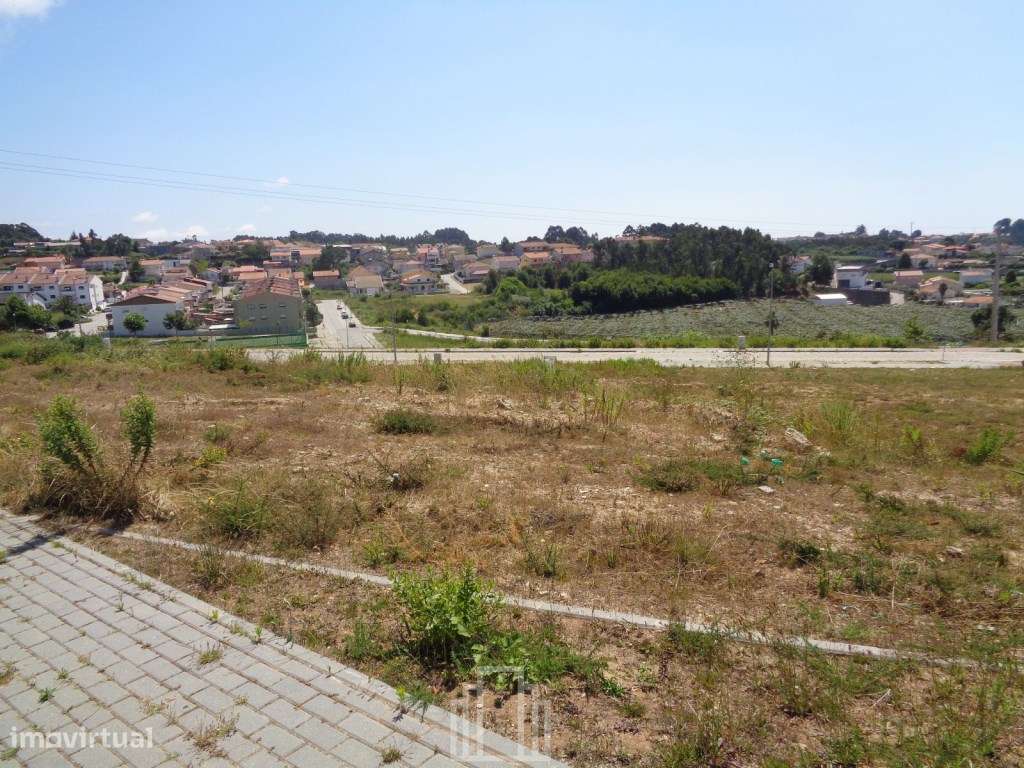 Lote Prédio - São João de Ver - Grande imagem: 2/3