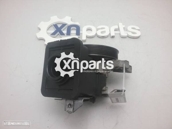 Bomba direcção assistida BMW X3 (E83) 2.0 d | 11.03 - 08.07 Usado REF. MOTOR M47... - 3