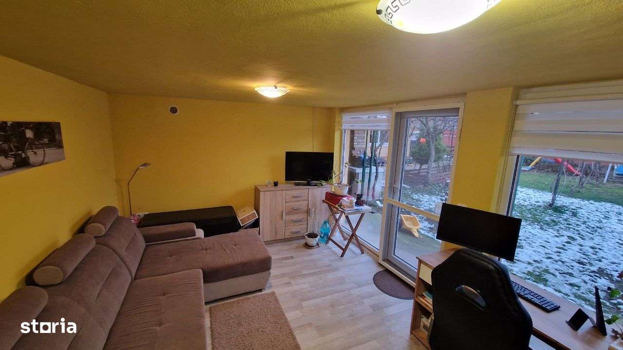 Vand/schimb cu ap 2 camere + diferenta, casa cu 3 camera - Imagine principală: 3/20