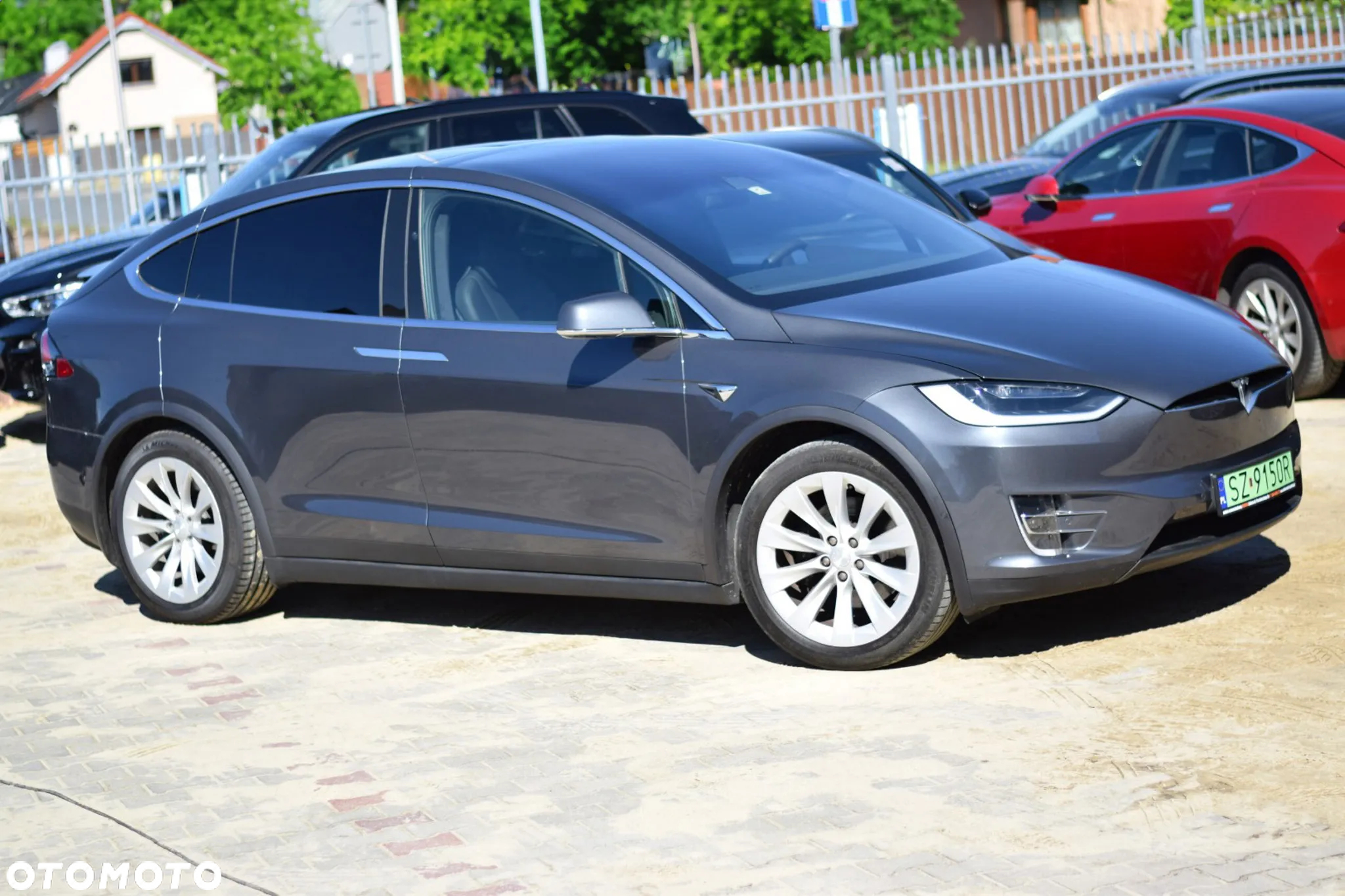 Tesla Model X Long Range Plus - 37