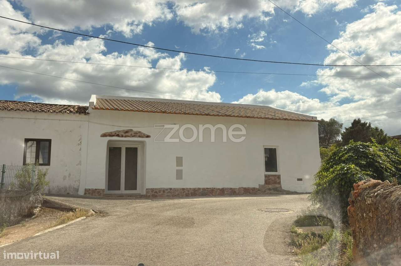Moradia Tipica Algarvia T2 +2 com Suite-2