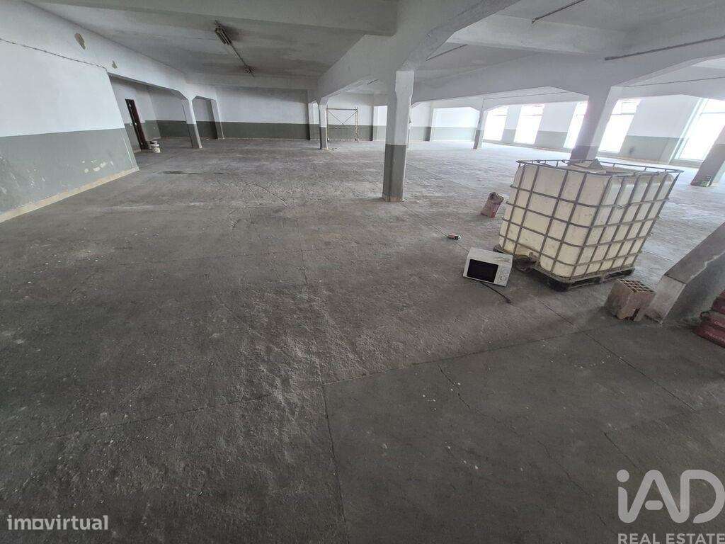Hangar em Amora de 646,00 m2 - Grande imagem: 4/18