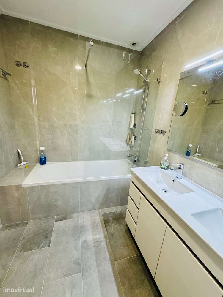 Moradia t3 garagem box jardim Charneca da Cotovia Sesimbra-40