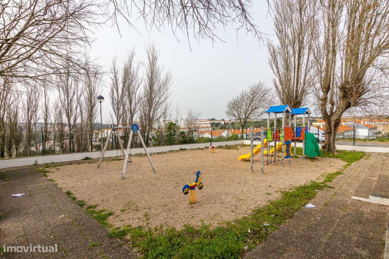 Apartamento T3 em Mira-Sintra perto da Estação da CP Mira-Sintra-Meleç-27