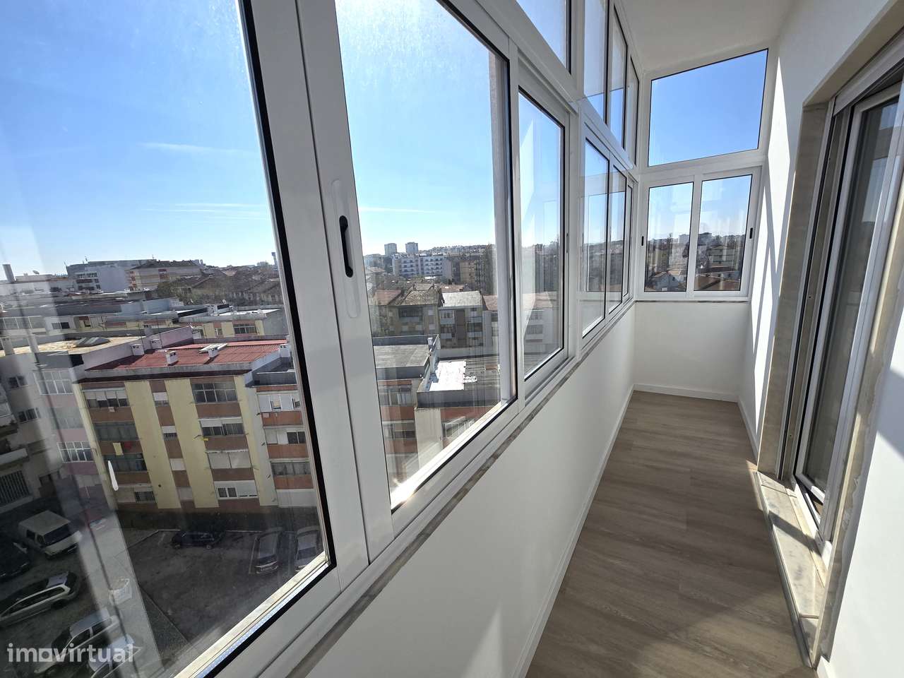 T3 no Barreiro com Suíte, Open Space, Duas Marquises, Vista Desafogada-20