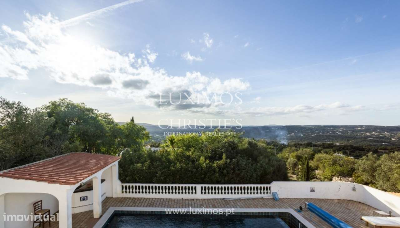 Moradia V3 com piscina para venda em Santa Bárbara de Nexe, Algarve - Grande imagem: 2/25