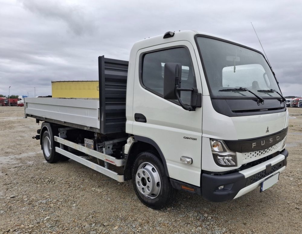Mitsubishi Fuso Canter 2023