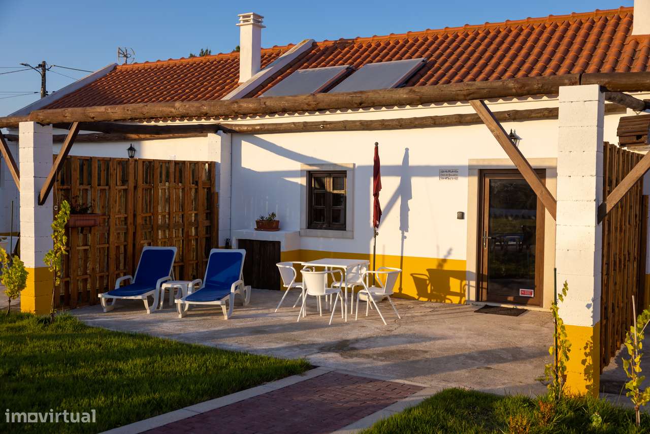 Moradia T-1  Casas do Sopé da Serra, piscina e estacionamento-30