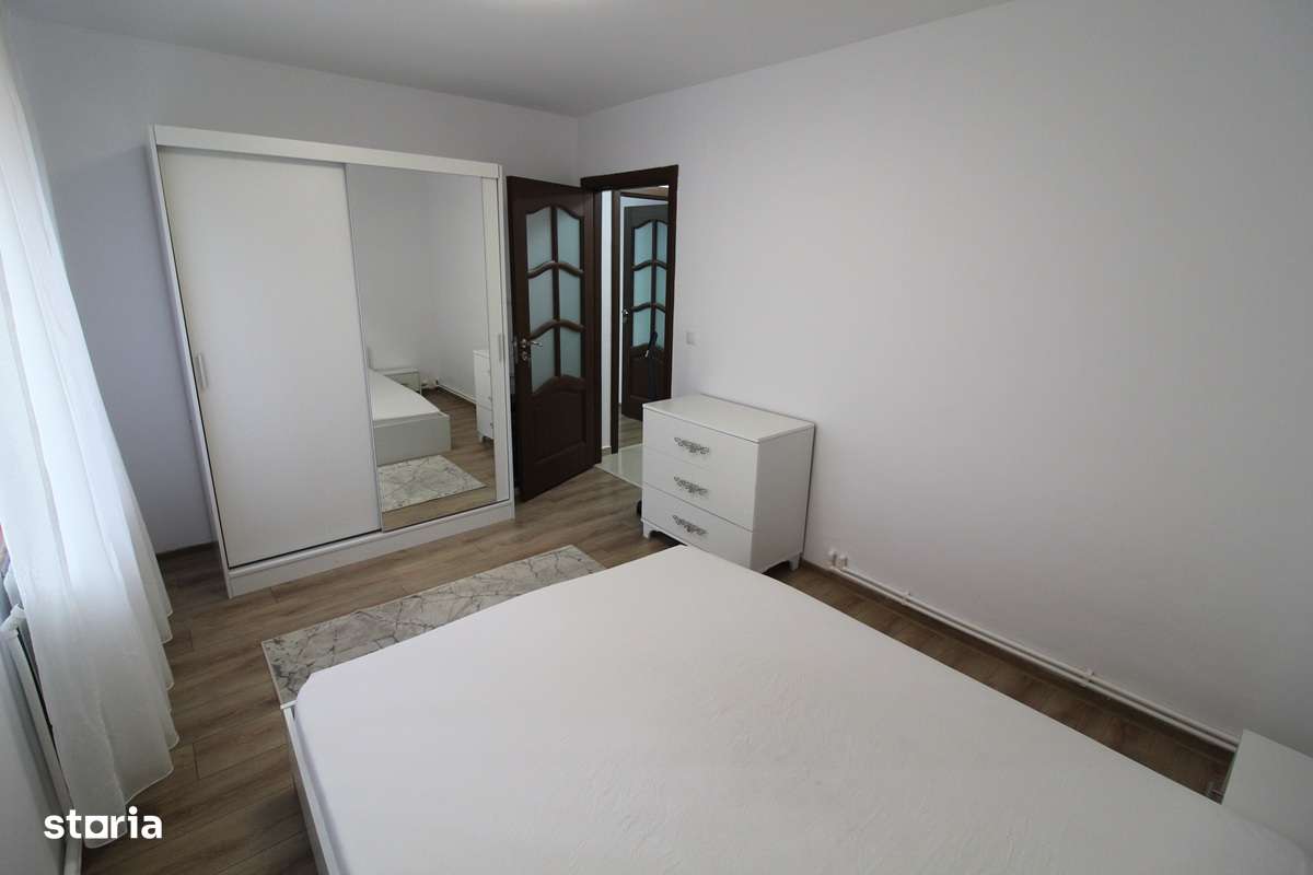Vând apartament 2 camere în Hunedoara, zona Teatru/Pietonală, parter.. - Imagine principală: 4/11