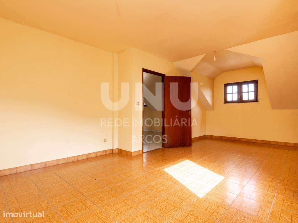 Moradia Bi-Familiar-33