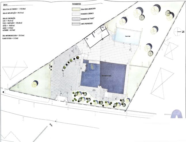 Moradia T5 isolada com piscina em  A-dos-Negros, Óbidos-37