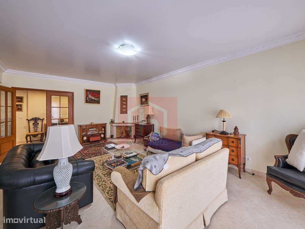 Apartamento duplex T2+3 em São Francisco.-5