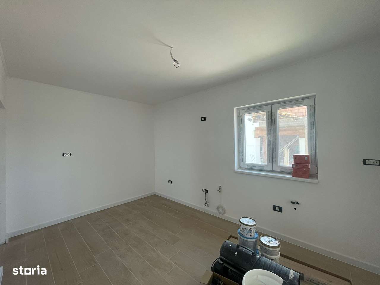Duplex spațios cu teren generos-Moșnița Veche - Imagine principală: 5/18
