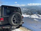 Jeep Wrangler - 8