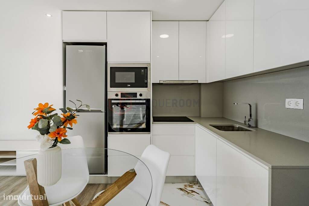 T1 NOVO NO CENTRO DA CIDADE COM TERRAÇO - Grande imagem: 3/22