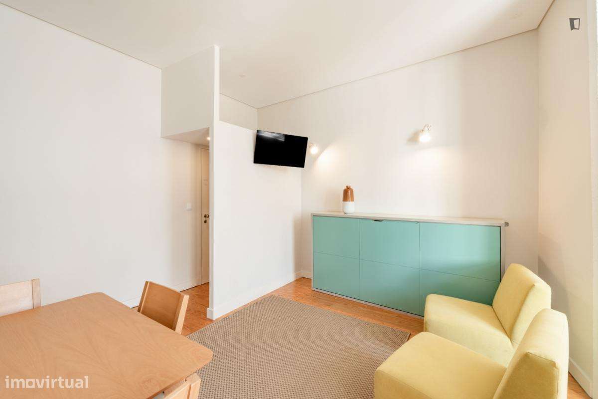 Estúdio - localizado em Santo Ildefonso Porto - Grande imagem: 4/10