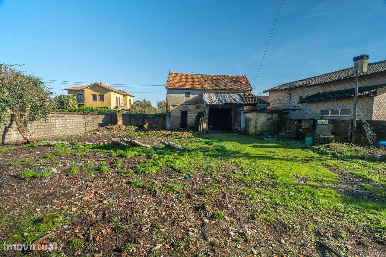 Moradia T2-Para Reconstrução-8