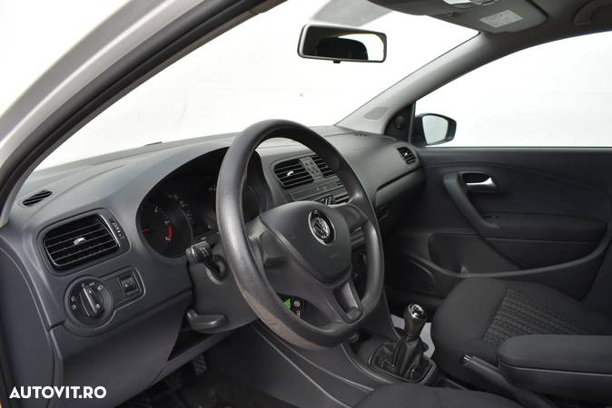 Volkswagen Polo 1.4 TDI CR BMT Trendline - 13