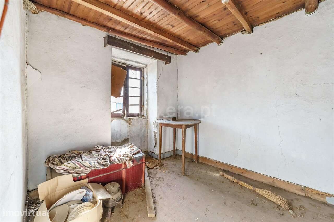 Moradia para recuperar V1 Carvalhal Fundão - Grande imagem: 2/10