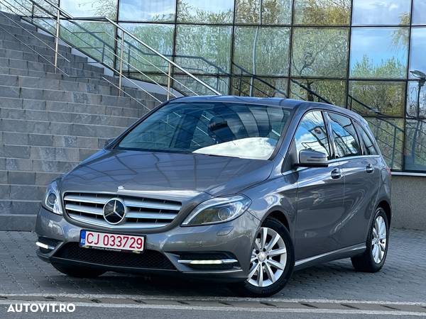 Mercedes-Benz B 180 d BlueEFFICIENCY Edition Style - 13