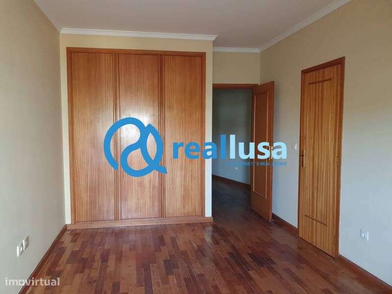 Apartamento T2 c/ garagem Rio Tinto Gondomar-8