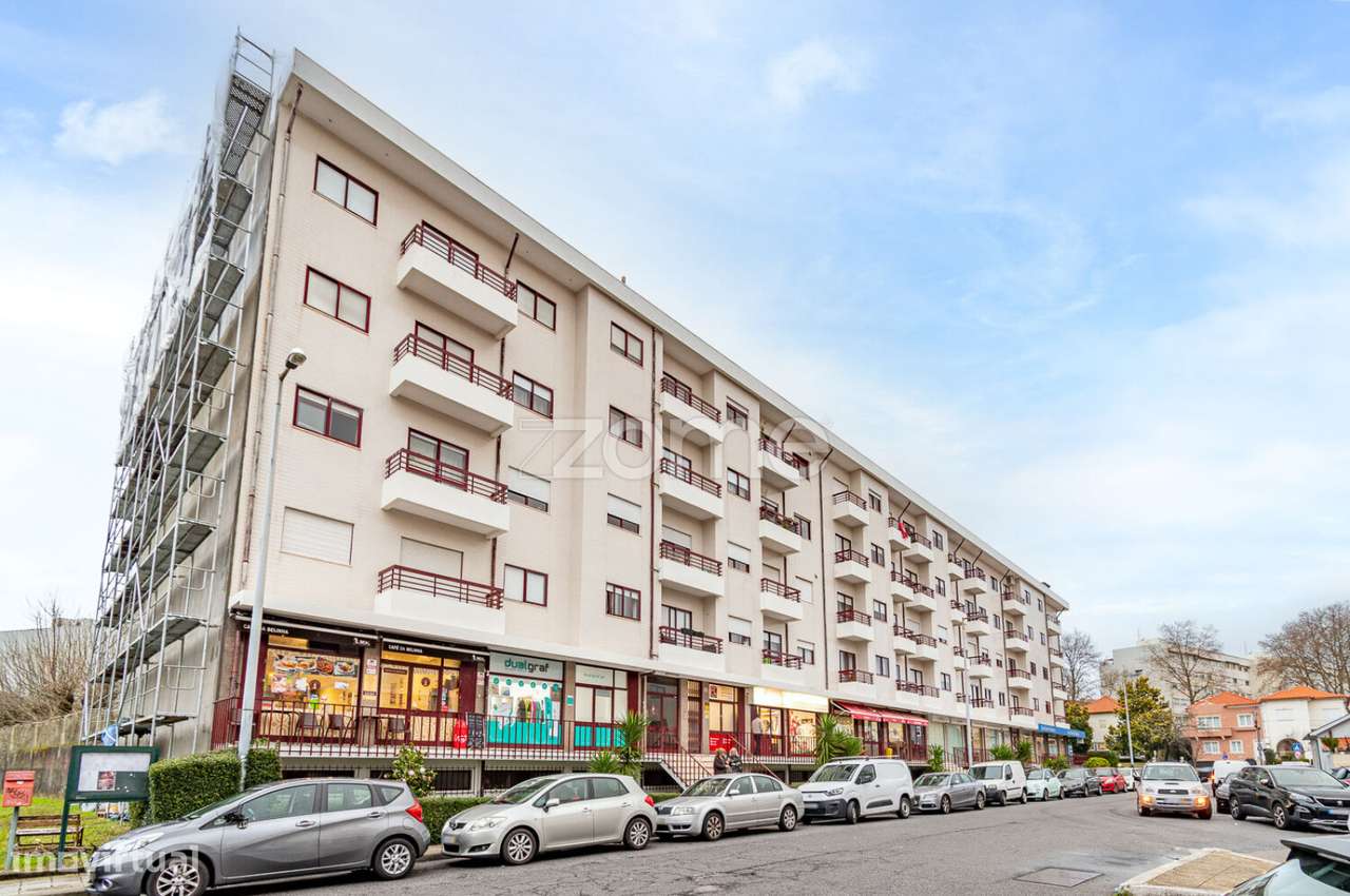 T1+1 Acolhedor com Varanda, na Senhora da Hora - Grande imagem: 2/28