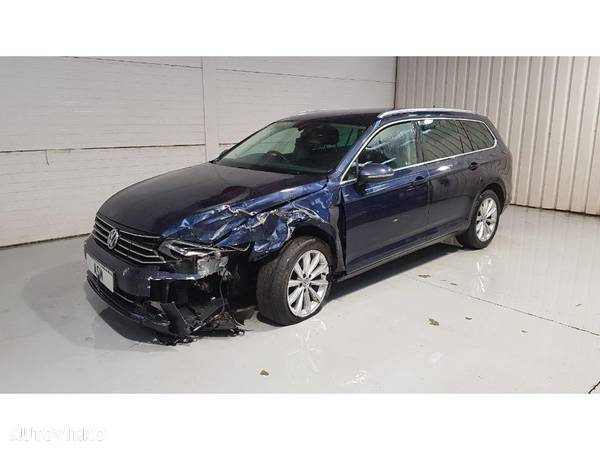 Dezmembrez Volkswagen Passat B8 VW Passat B8 variant 2.0 TDI BMT 150CP - 2