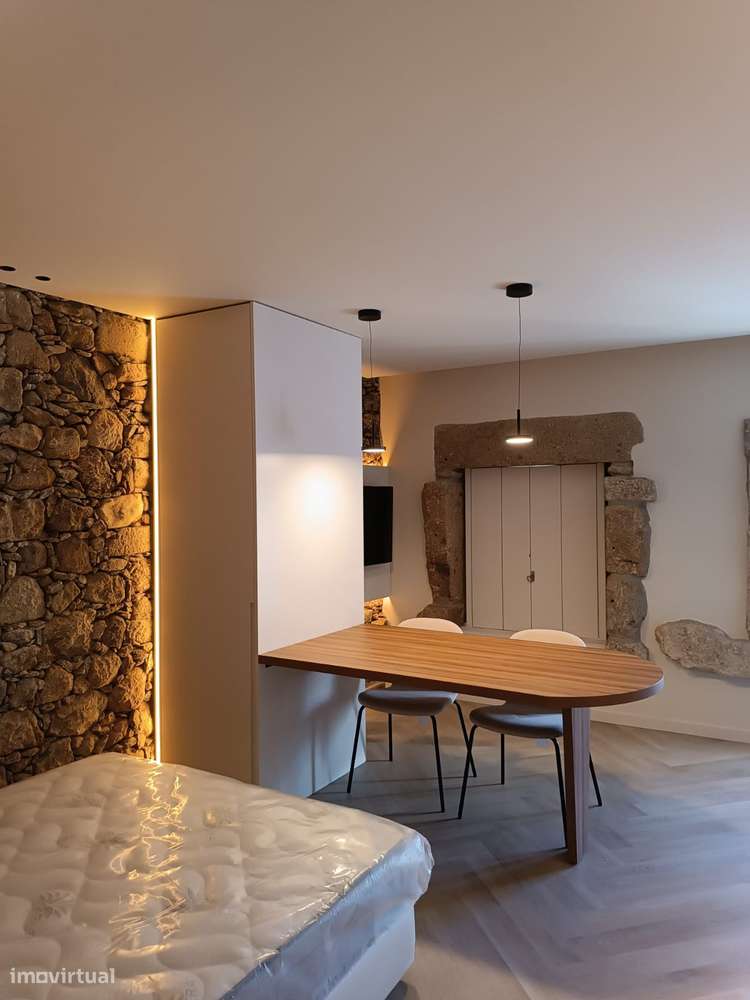 T0 mobilado e equipado centro histórico da cidade de Braga - Grande imagem: 3/21