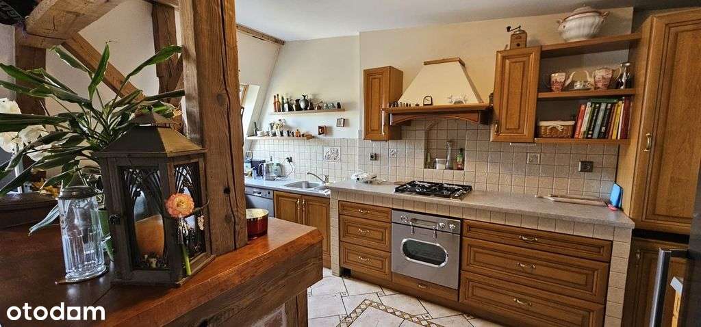 Nowa Cena - Urokliwe Mieszkanie w Centrum-2