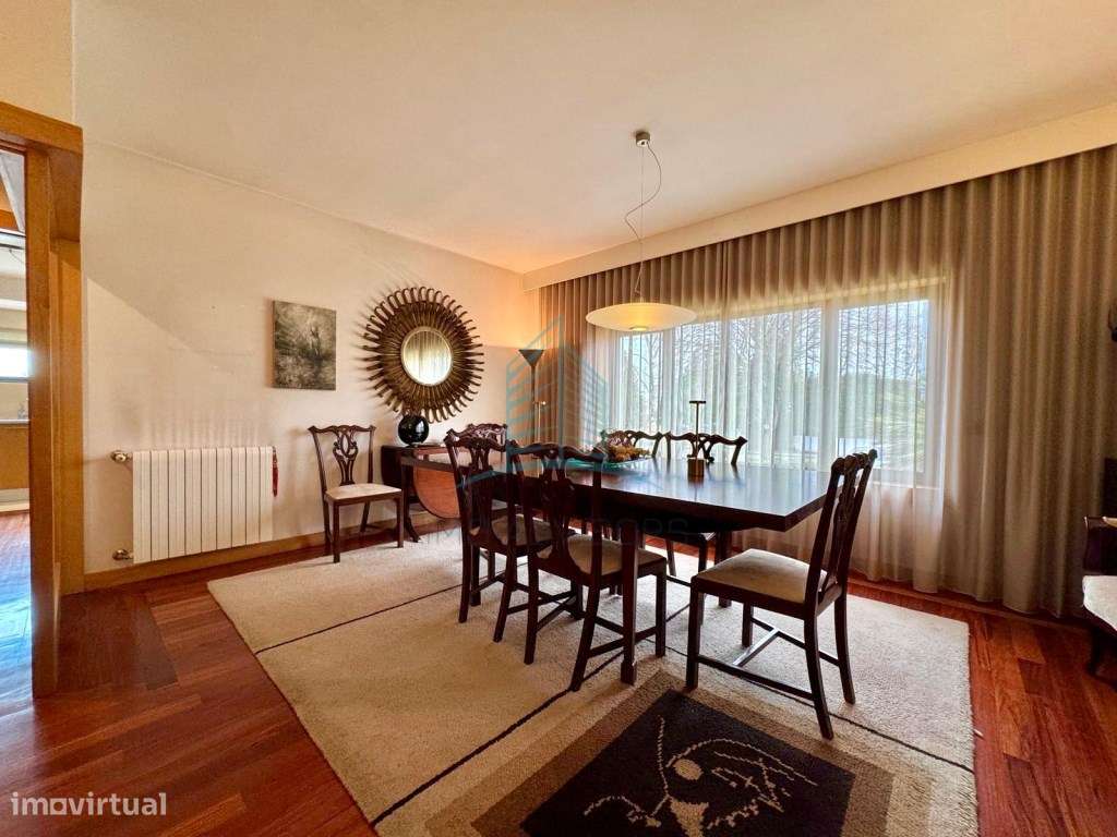 Moradia T4 com Piscina na cobertura-14