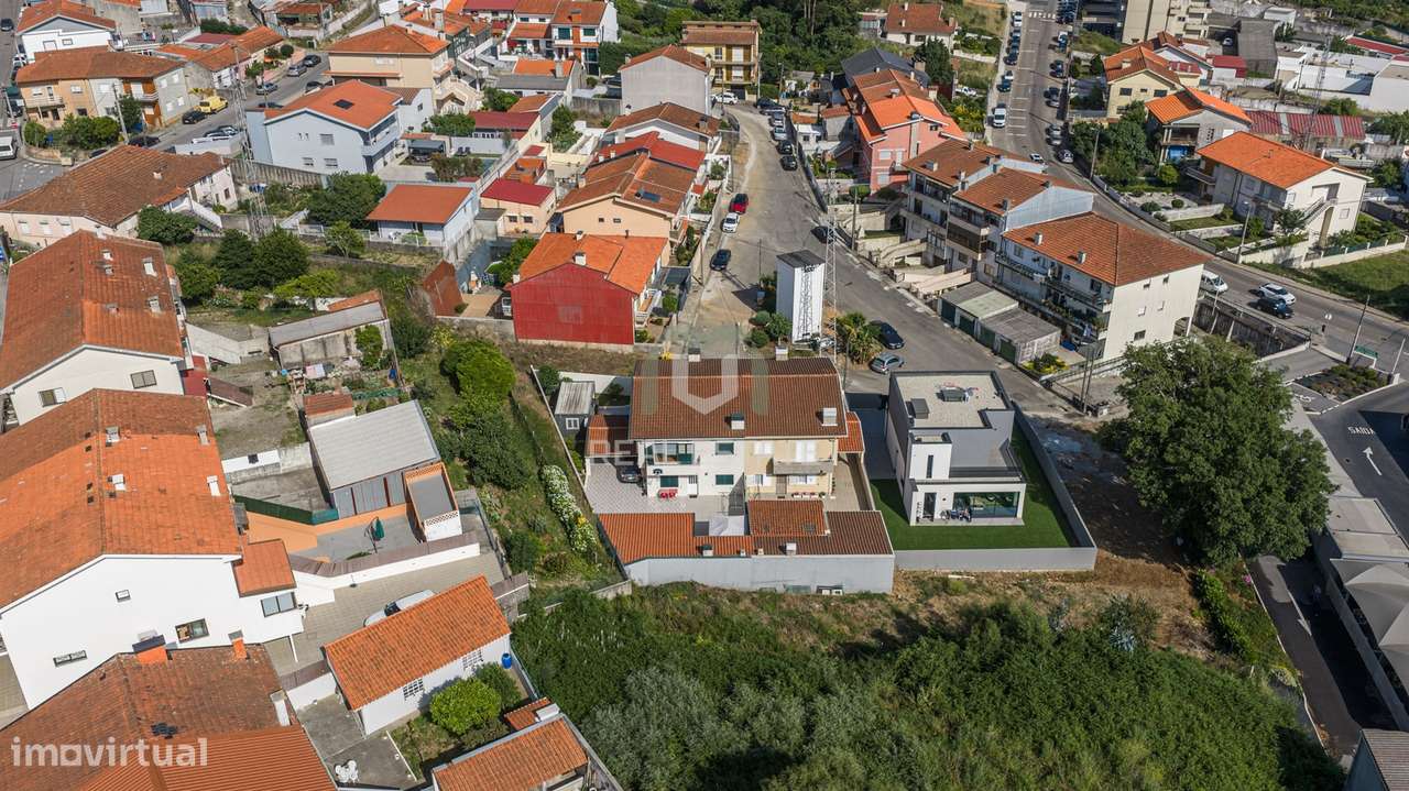 Moradia Geminada T4 Venda em Gondomar (São Cosme), Valbom e Jovim,Gond-32