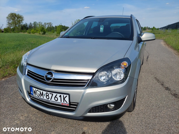 Opel Astra 1.6 Caravan Edition - 2