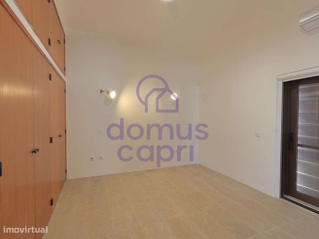 Moradia T3 com Piscina e Terreno em Porto Carvalhoso - Tavira-26