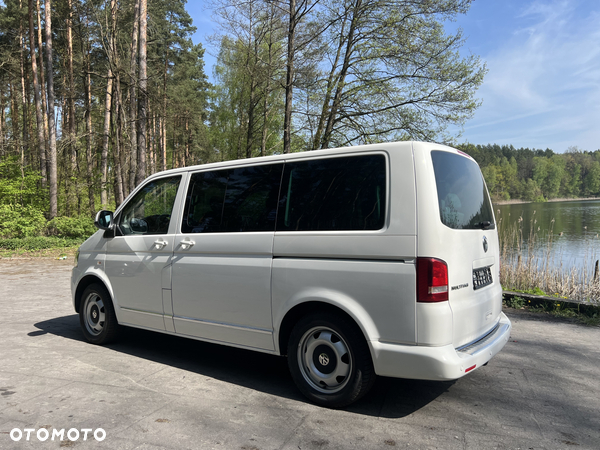 Volkswagen Caravelle - 7