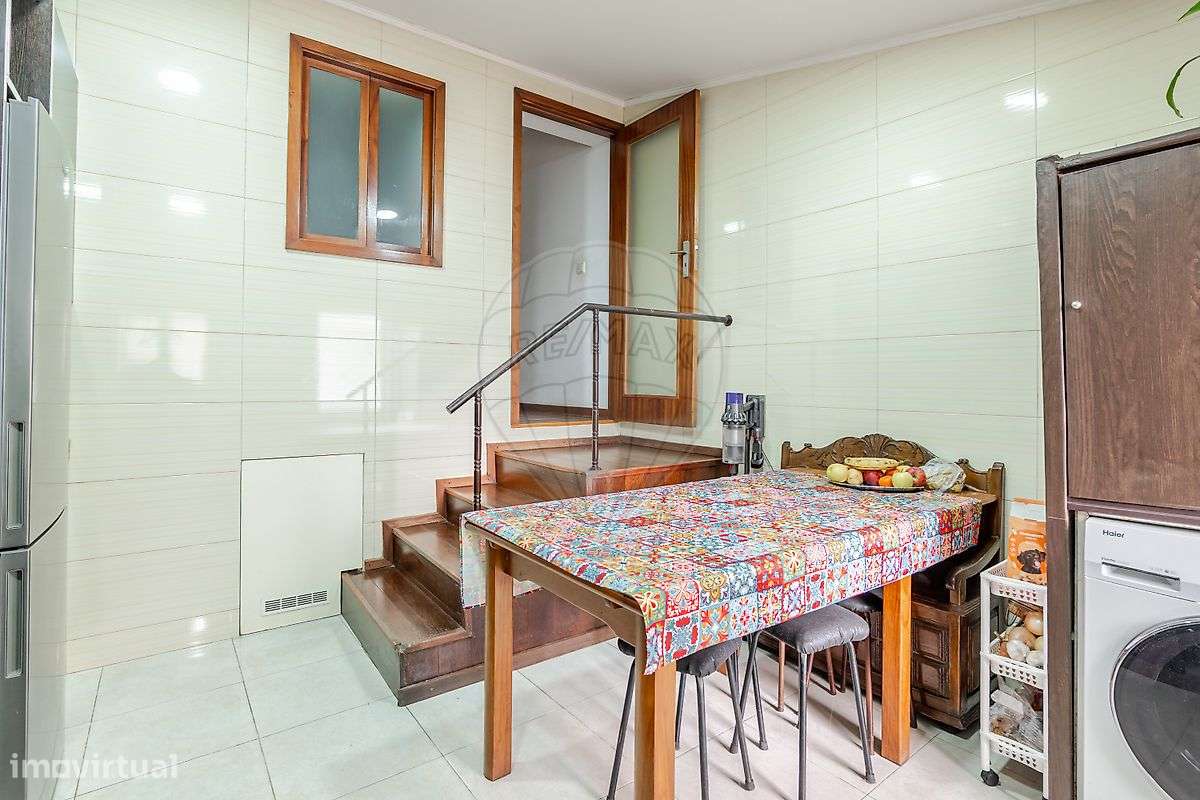 Moradia T2 para venda-9