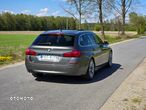 BMW Seria 5 520d Touring Luxury Line - 12