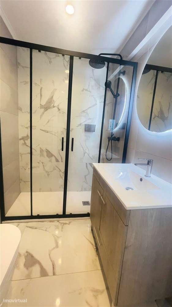 Apartamento T1 Venda em Massamá e Monte Abraão,Sintra-17