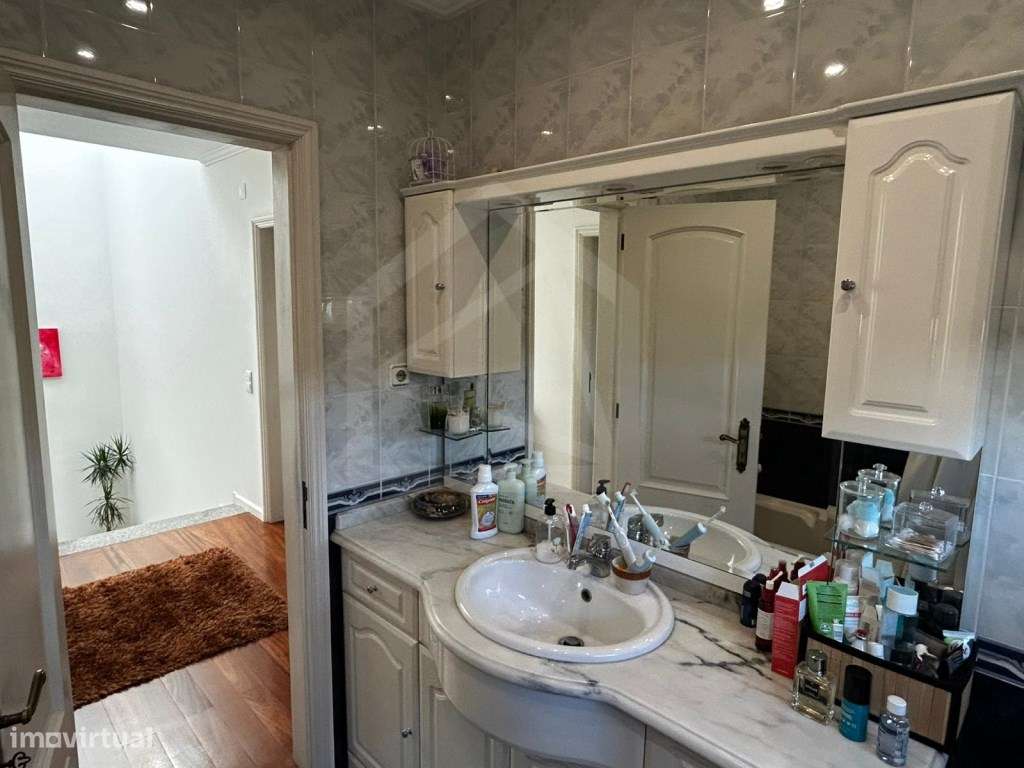 Moradia Isolada T3 em Escapães-34