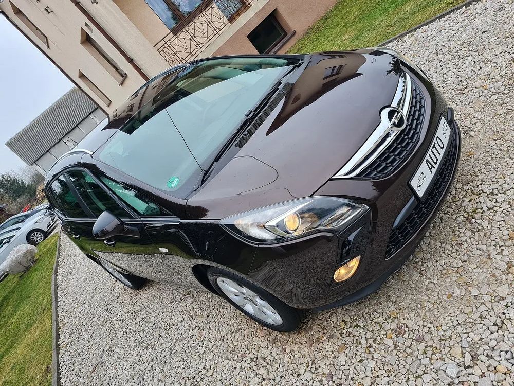 Opel Zafira C (2011-2019) 1.4 Turbo Business Innovation 2015